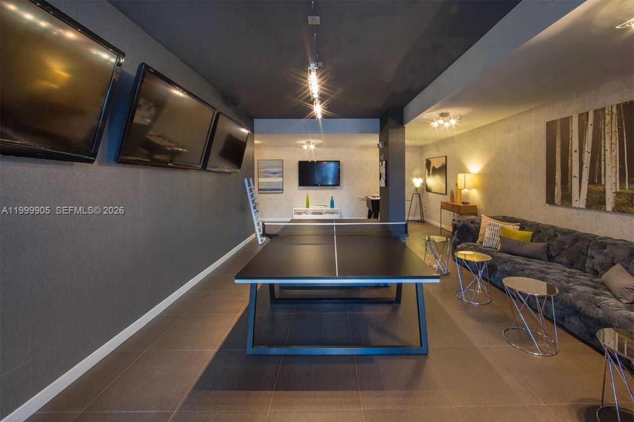 2100 Park Ave, Unit 210, Miami Beach, FL 33139 Photo