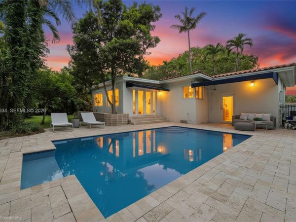 1215 Cordova St , Coral Gables, FL 33134