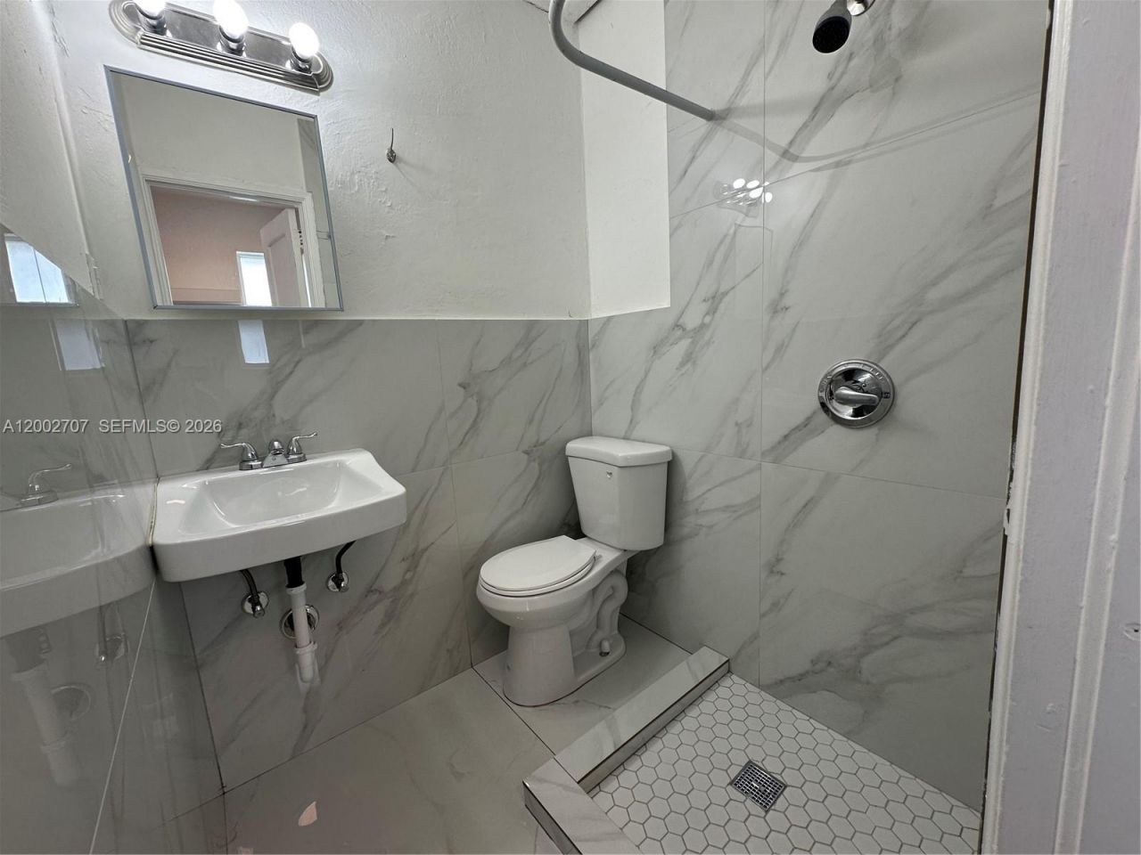 480 SW 10th St, Unit 8, Miami, FL 33130 Photo