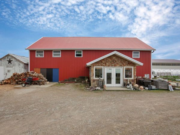 141 State Route 60 , New London, OH 44851