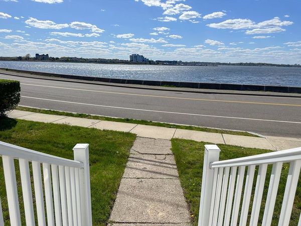 75 Dorchester St, Unit 1R, Quincy, MA 02171