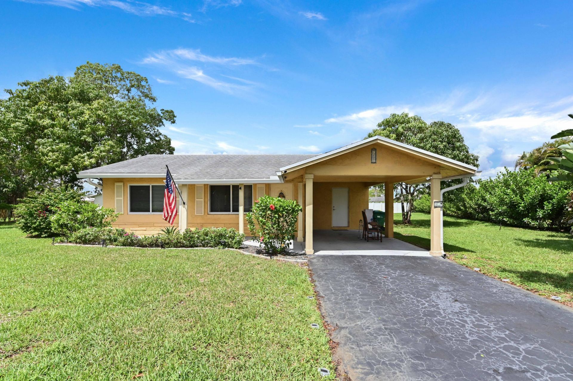 7207 NW 92nd Avenue, Tamarac, FL 33321 Photo