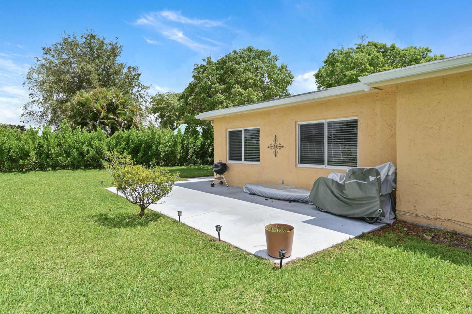 7207 NW 92nd Avenue, Tamarac, FL 33321 Photo