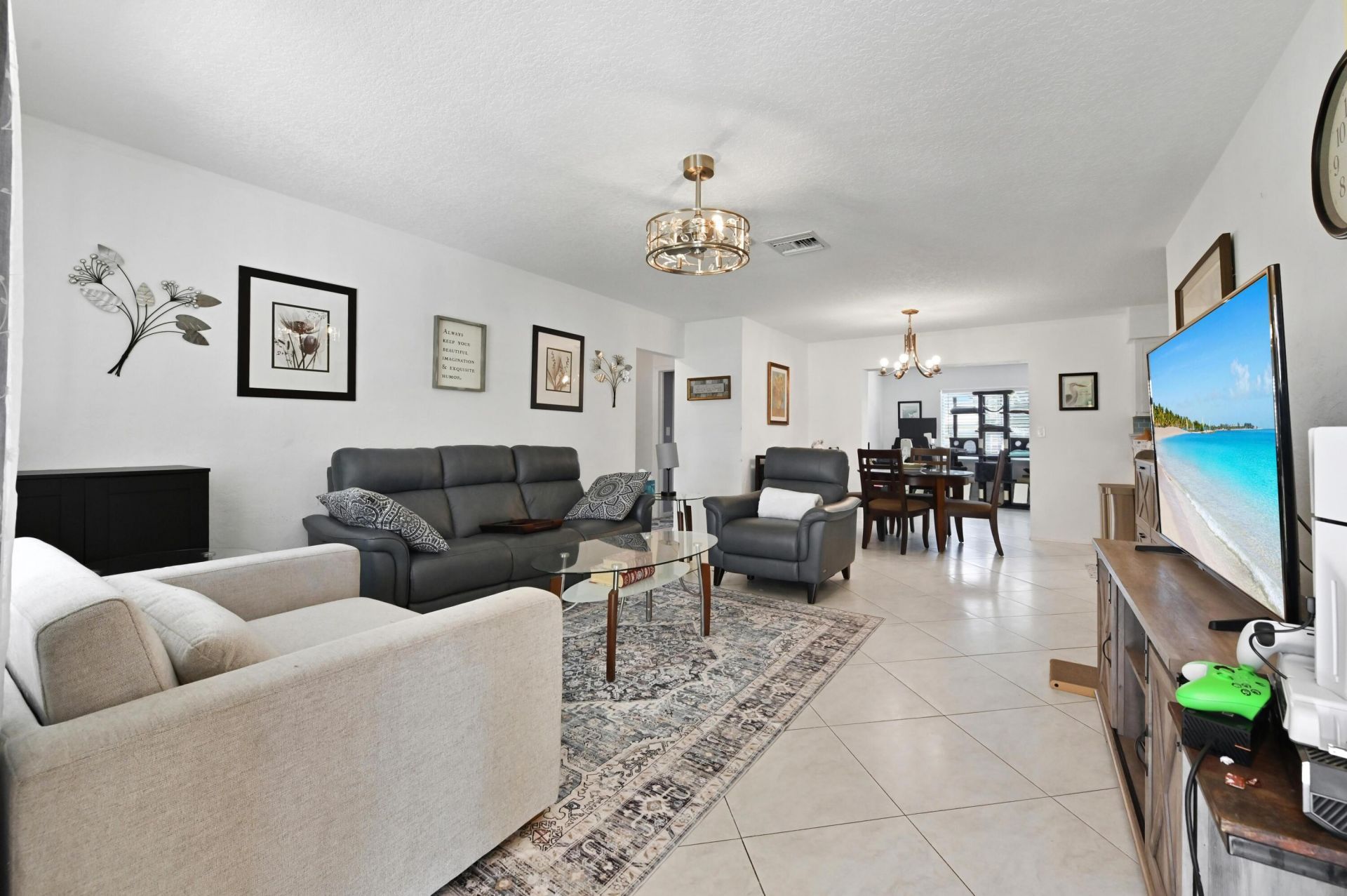 7207 NW 92nd Avenue, Tamarac, FL 33321 Photo