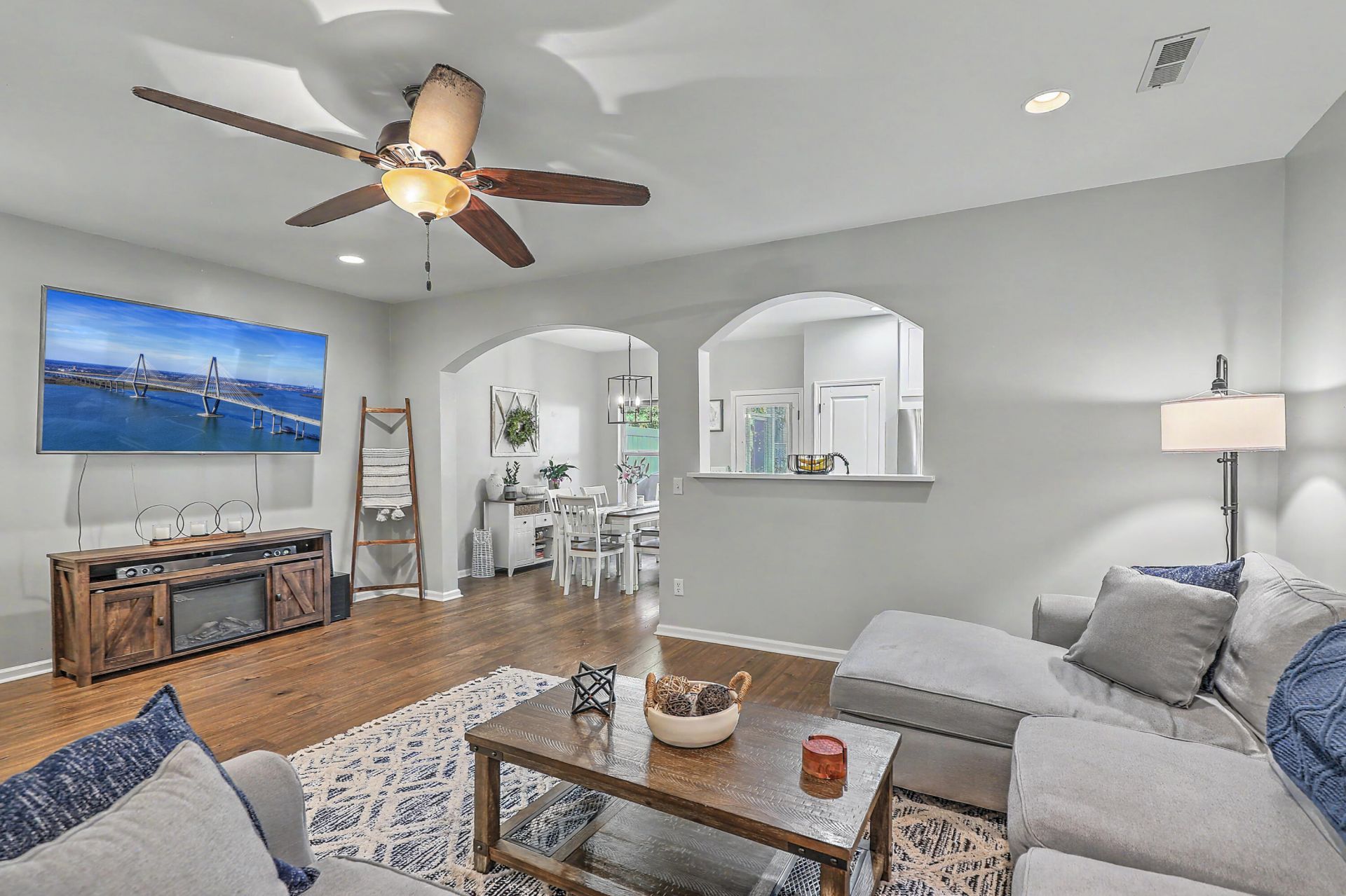 1144 Euclid Drive Photo 9