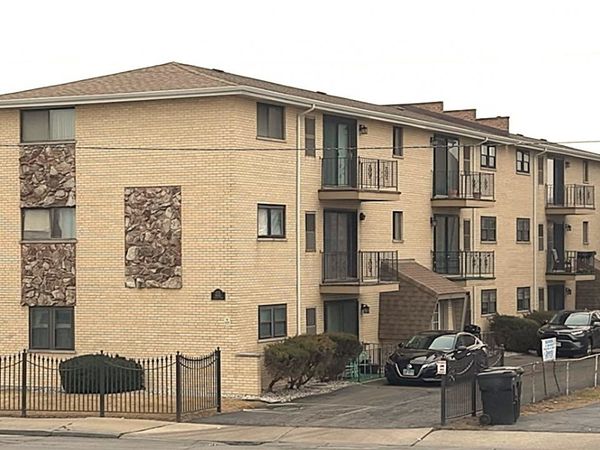6051 S Archer Avenue , Unit 3B, Chicago, IL 60638