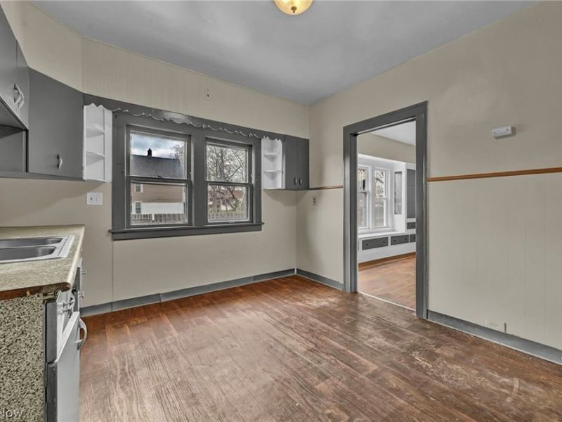 9612 Lamontier Avenue, Cleveland, OH 44104 Photo 11