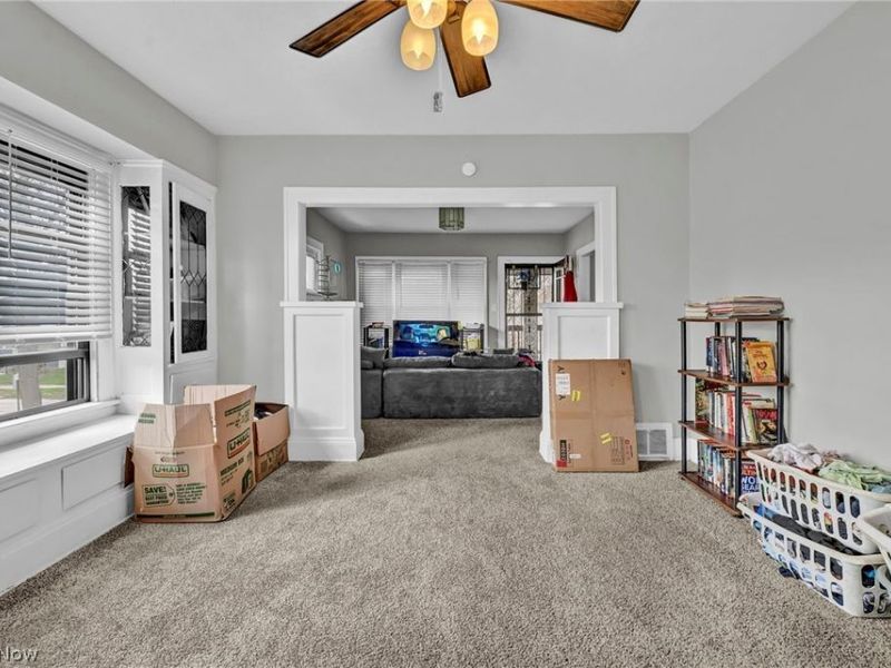 9612 Lamontier Avenue, Cleveland, OH 44104 Photo 28