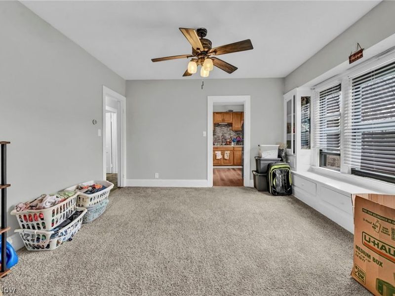 9612 Lamontier Avenue, Cleveland, OH 44104 Photo 29