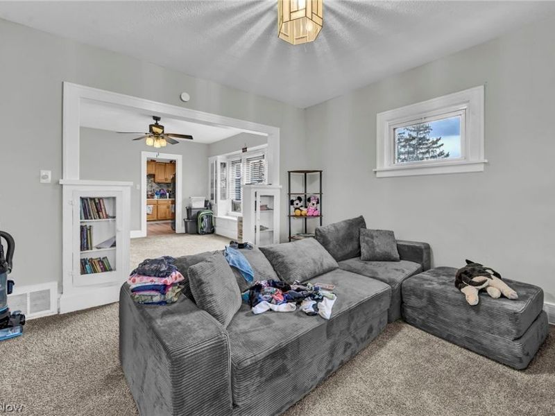 9612 Lamontier Avenue, Cleveland, OH 44104 Photo 31