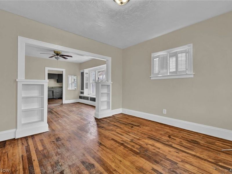 9612 Lamontier Avenue, Cleveland, OH 44104 Photo 7