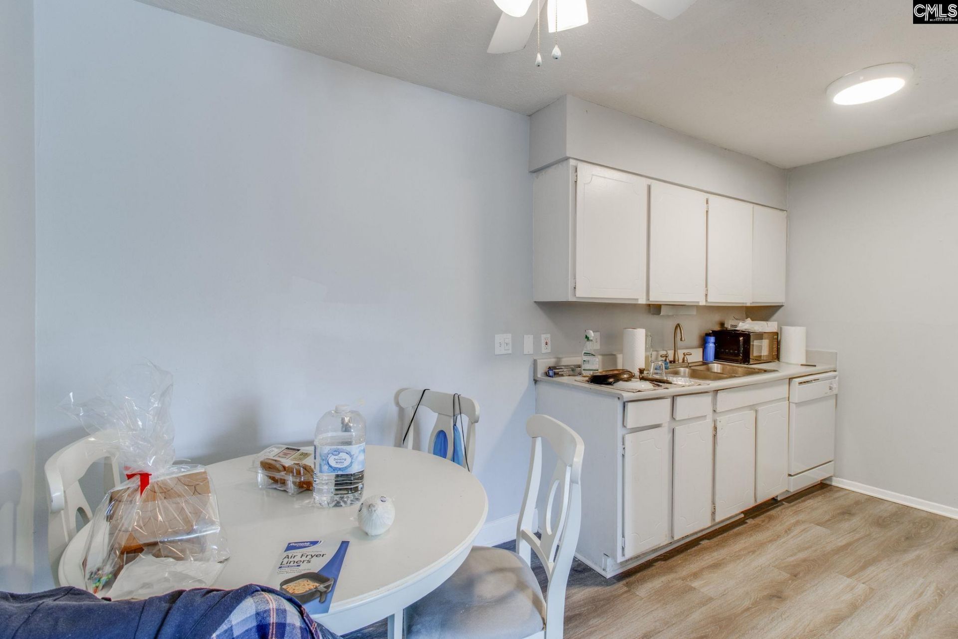 1306 Old Manor Road  Photo 7