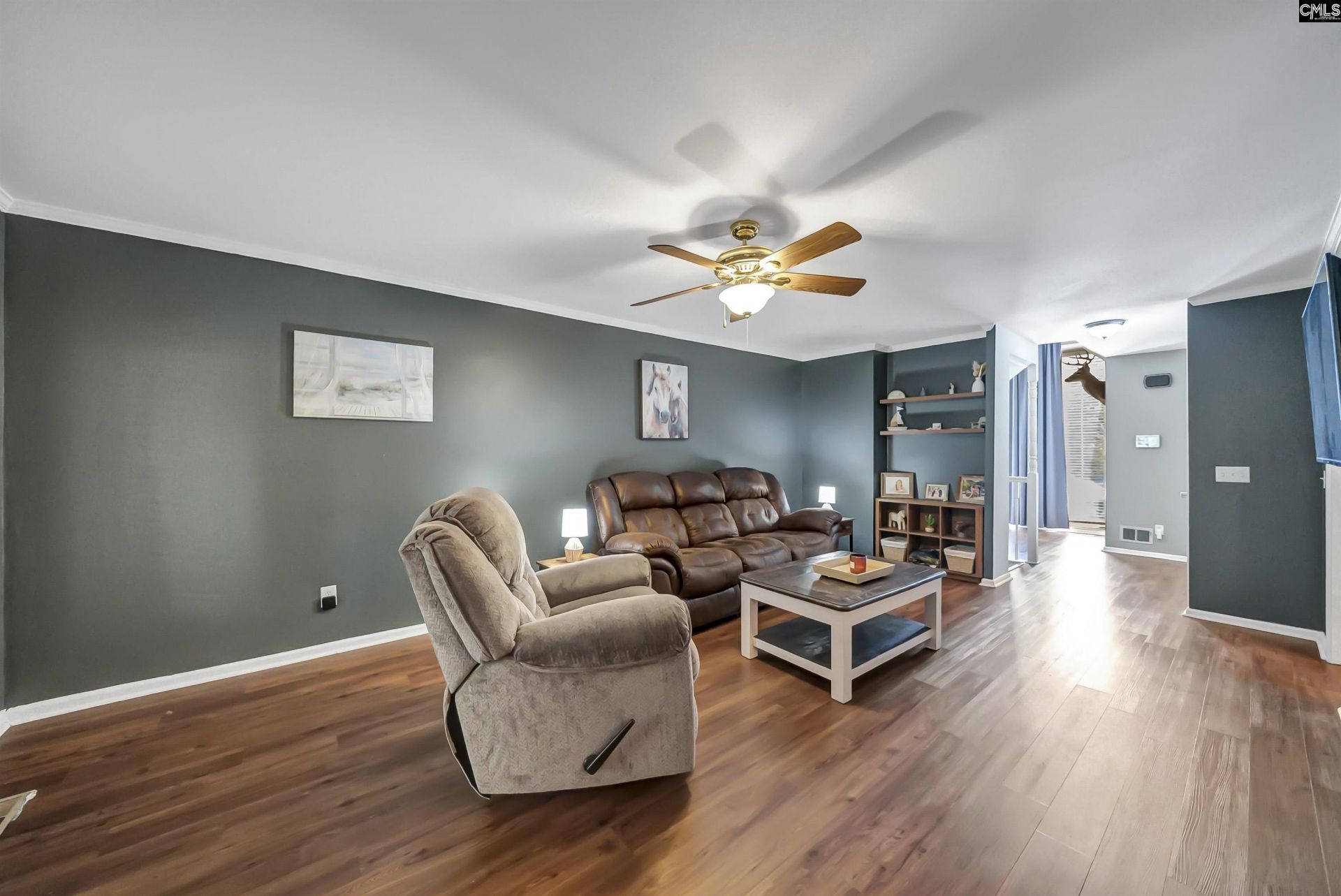 215 Shoreline Dr  Photo 9