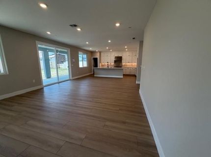 10352 Fontanes Dr, Elk Grove, CA 95757 Photo