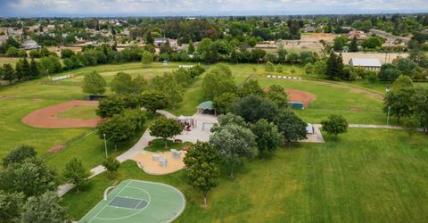 10352 Fontanes Dr, Elk Grove, CA 95757 Photo