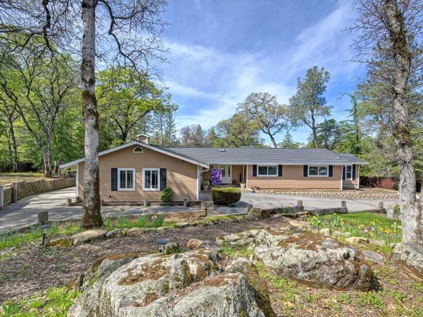 3221 Tenderfoot Ln, Meadow Vista, CA 95722