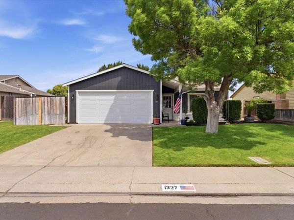 1327 Elena Dr, Ripon, CA 95366
