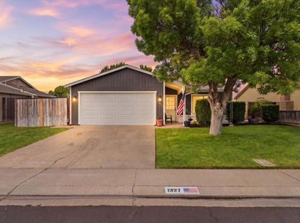 1327 Elena Dr, Ripon, CA 95366 Photo