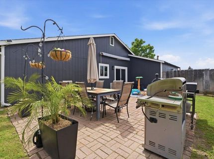 1327 Elena Dr, Ripon, CA 95366 Photo