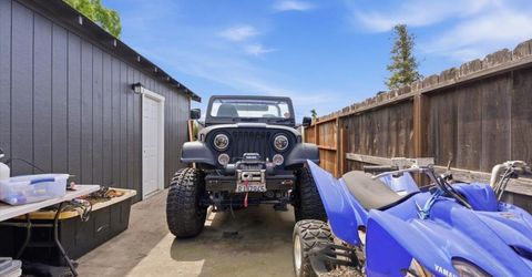 1327 Elena Dr, Ripon, CA 95366 Photo