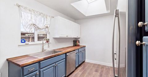 1327 Elena Dr, Ripon, CA 95366 Photo