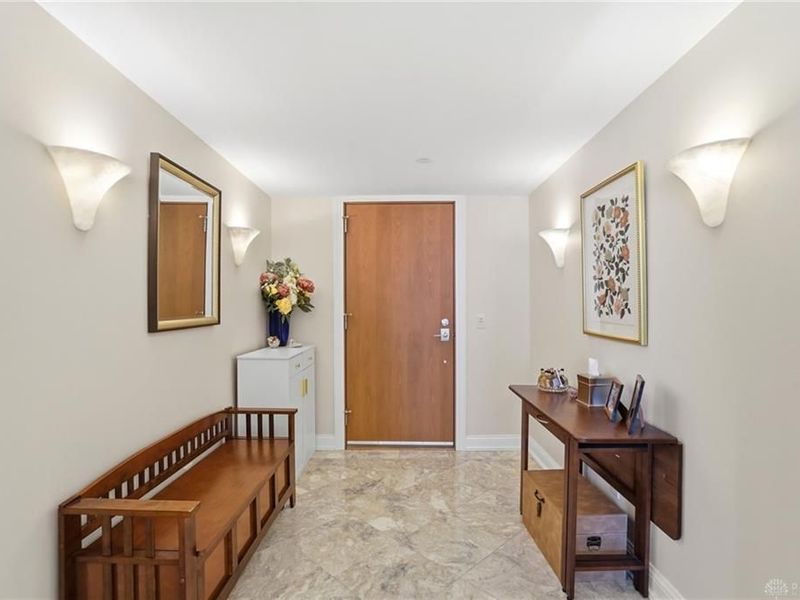 109 N Main Street, Unit 1102, Dayton, OH 45402 Photo 2