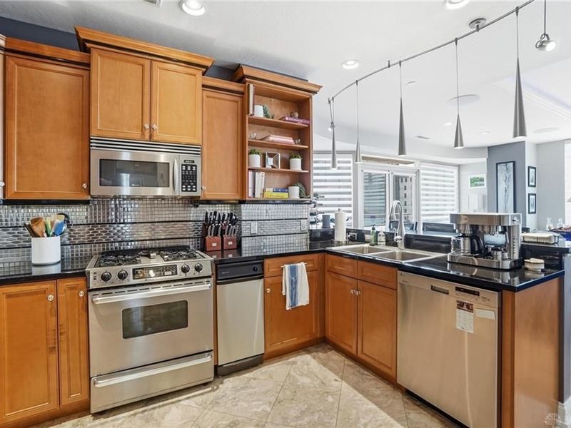 109 N Main Street, Unit 1102, Dayton, OH 45402 Photo 20