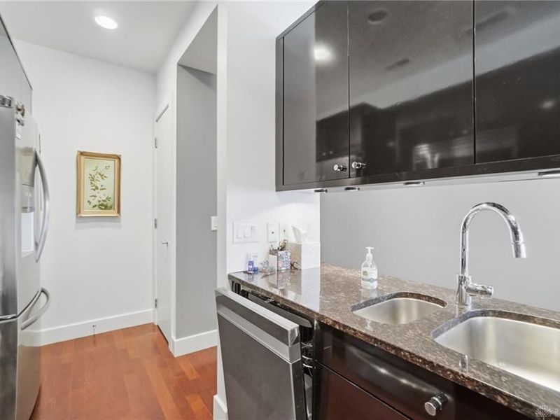 109 N Main Street, Unit 1108, Dayton, OH 45402 Photo 18