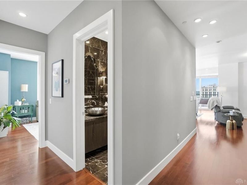 109 N Main Street, Unit 1108, Dayton, OH 45402 Photo 7