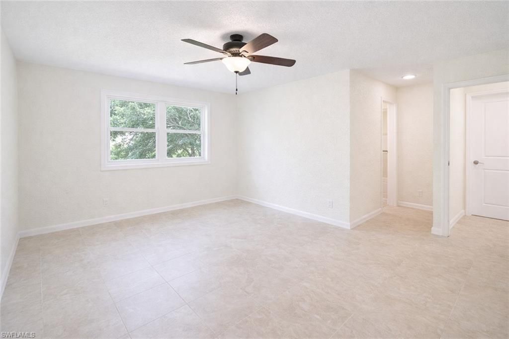 4625 Bayshore Dr, Unit D1, Naples, FL 34112 Photo