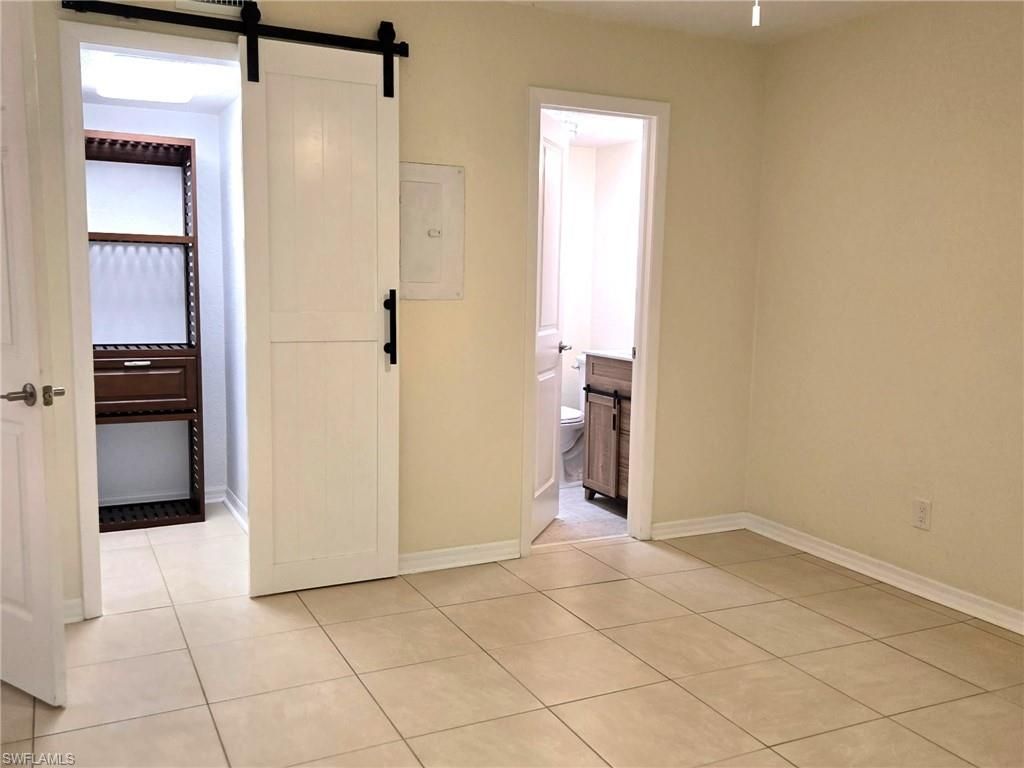 4625 Bayshore Dr, Unit D1, Naples, FL 34112 Photo