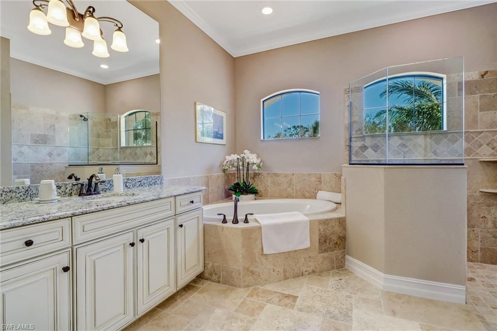 9902 Corso Bello Dr, Naples, FL 34113 Photo