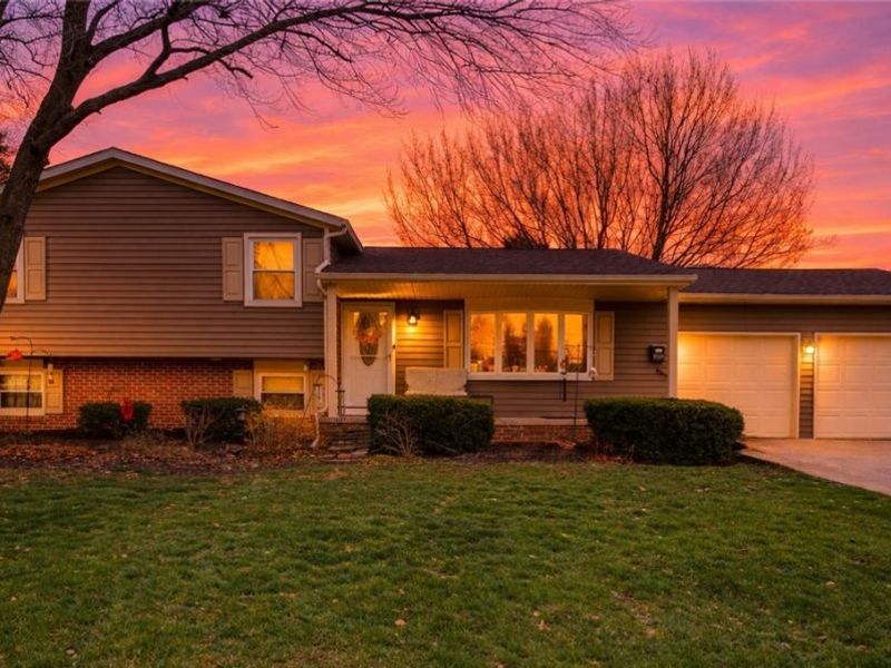 300 Castleton Road NE, North Canton, OH 44720 Photo 15