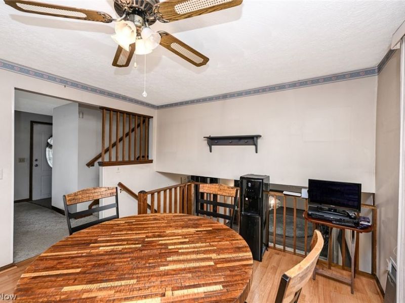 300 Castleton Road NE, North Canton, OH 44720 Photo 21