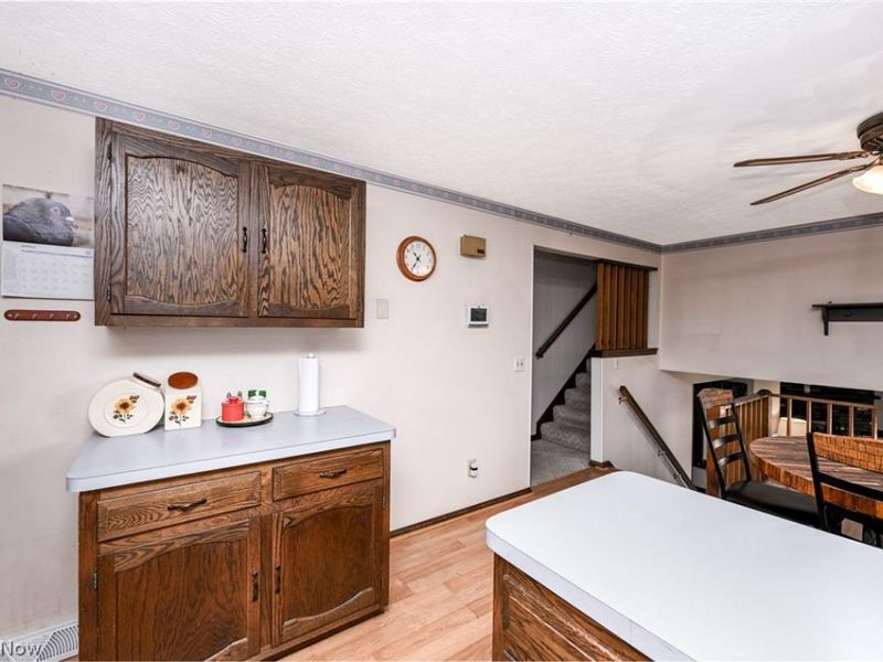 300 Castleton Road NE, North Canton, OH 44720 Photo 26