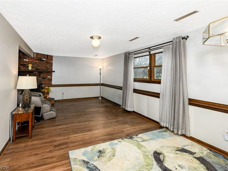 300 Castleton Road NE, North Canton, OH 44720 Photo 29