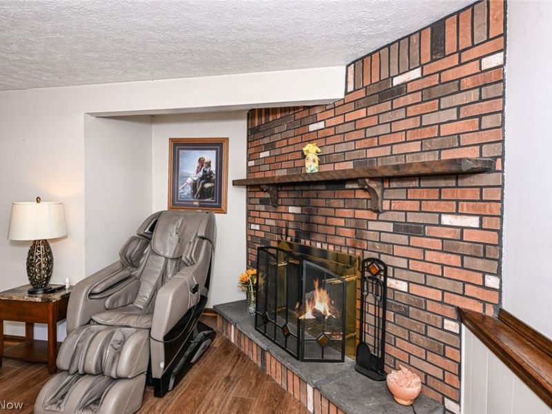 300 Castleton Road NE, North Canton, OH 44720 Photo 32