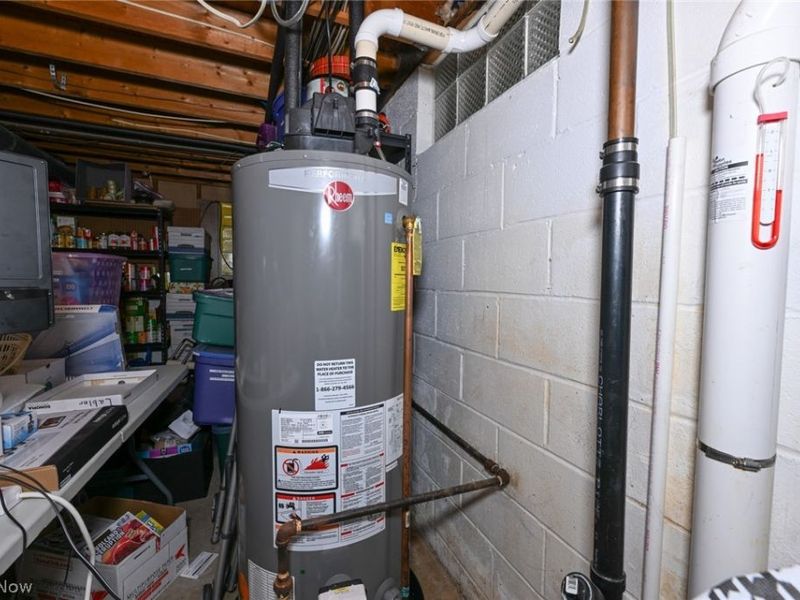 300 Castleton Road NE, North Canton, OH 44720 Photo 47