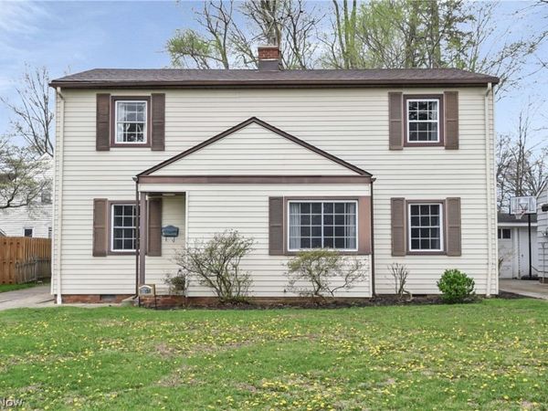 21237 Westwood Road , Fairview Park, OH 44126