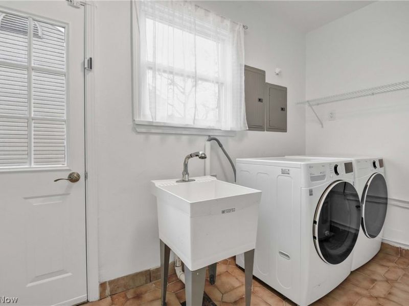 21237 Westwood Road, Fairview Park, OH 44126 Photo 15