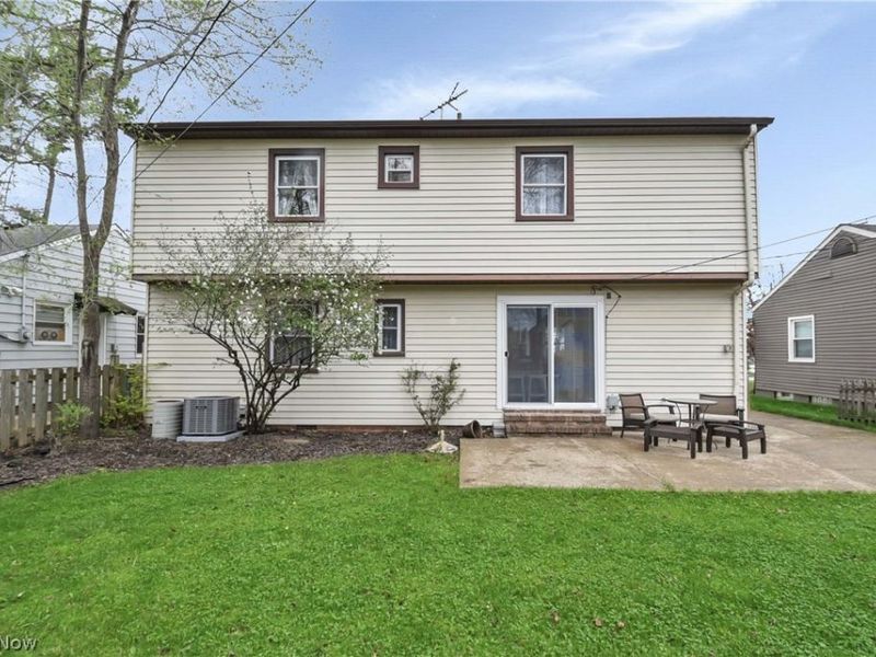 21237 Westwood Road, Fairview Park, OH 44126 Photo 5