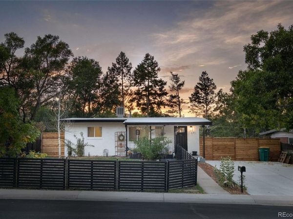 691 S Simms Street , Lakewood, CO 80228