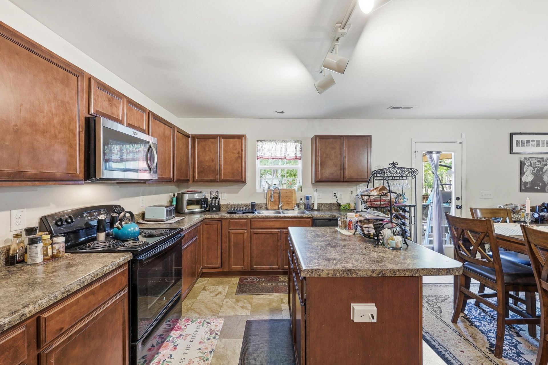 517 Timber Creek Dr.  Photo 17