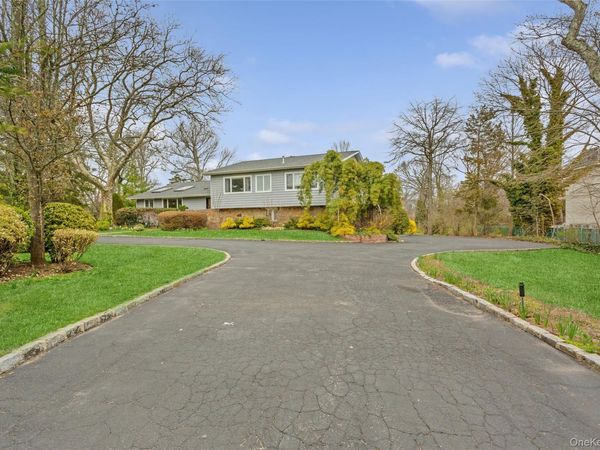 230 Richards Lane , Hewlett Harbor, NY 11557