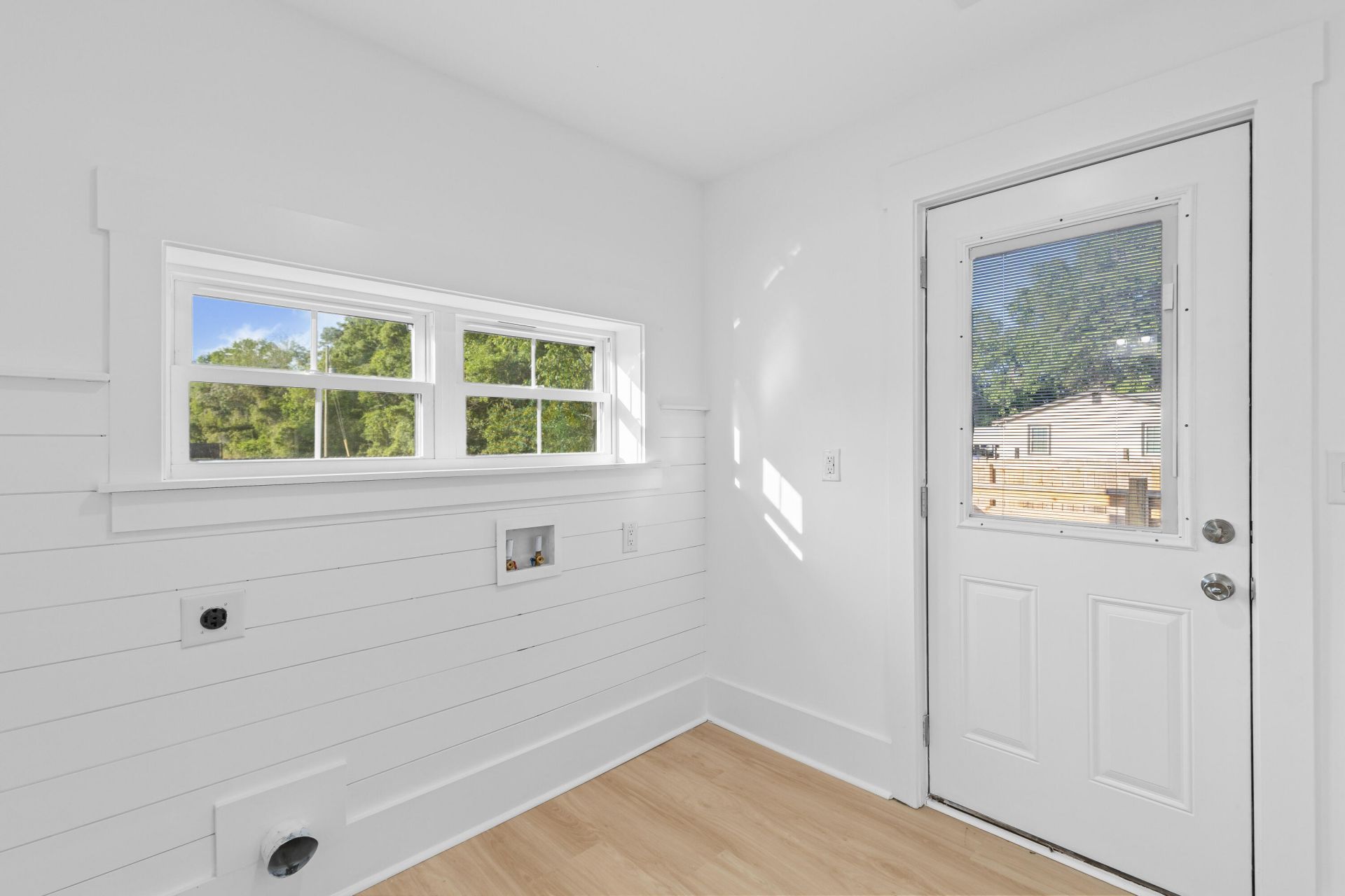 1540 E Witter Street Photo 16