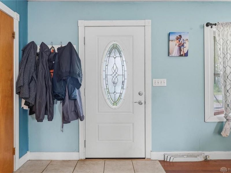 626 W Crescent Lane, Franklin, OH 45005 Photo 2