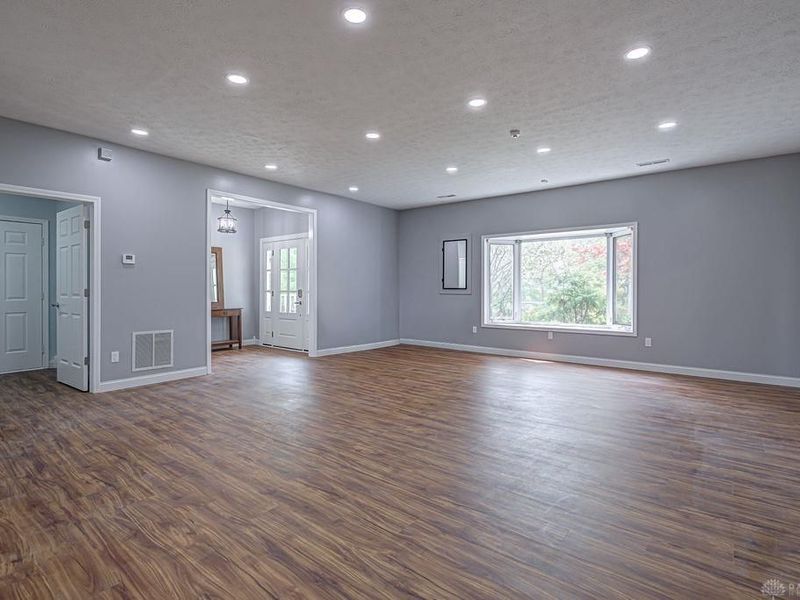 7926 Normandy Lane, Centerville, OH 45459 Photo 4