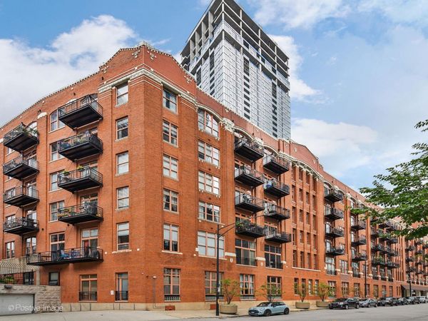 360 W Illinois Street , Unit 231, Chicago, IL 60654