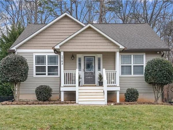 1743 Willa Place Drive , Kernersville, NC 27284