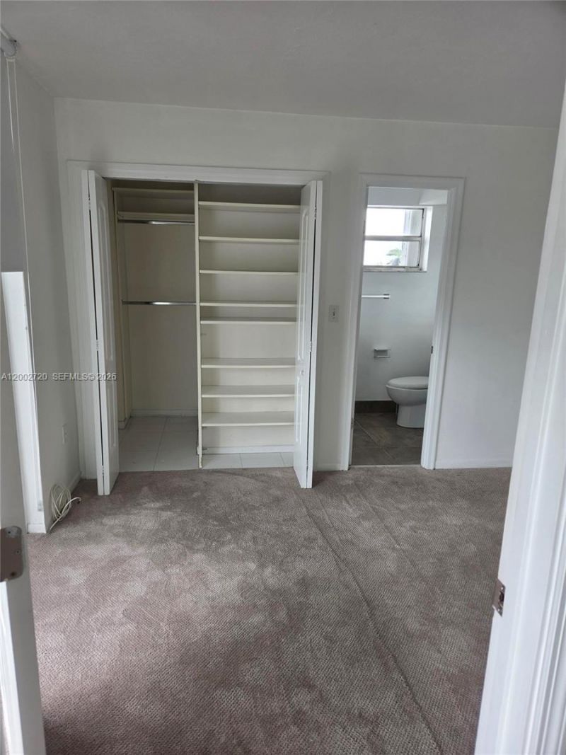 7933 West Dr, Unit 404, North Bay Village, FL 33141 Photo